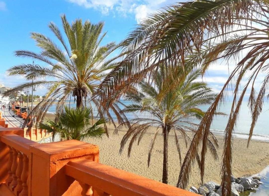 El Estudio De La Playa Benalbeach Vistas Al Mar เบนัลมาเดนา ภายนอก รูปภาพ