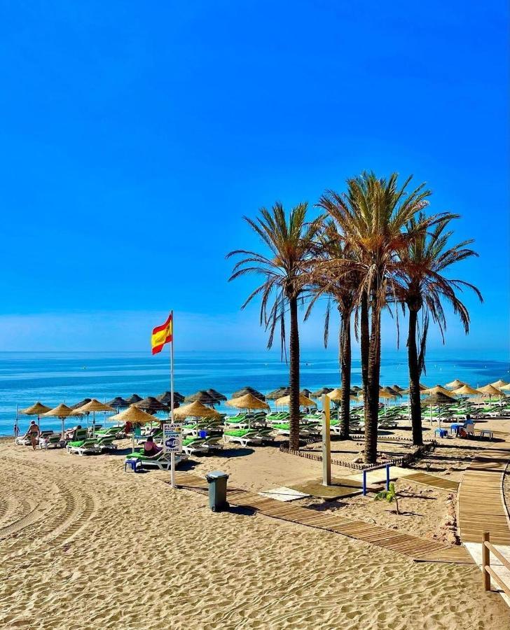 El Estudio De La Playa Benalbeach Vistas Al Mar เบนัลมาเดนา ภายนอก รูปภาพ